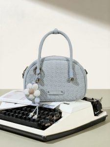 Josiny | Woven Texture Niche Tote Bag