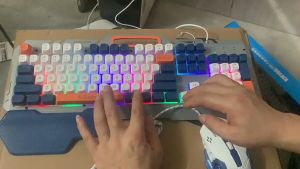 Bàn phím giả cơ chuyên game K-SNAKE K16 đèn led 7 màu chớp nháy kèm khay đựng điện thoại