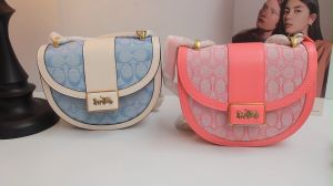 TÚI XÁCH  𝗔𝗟𝗜𝗘 𝗦𝗔𝗗𝗗𝗟𝗘 𝗕𝗔𝗚 𝗜𝗡 𝗦𝗜𝗚𝗡𝗔𝗧𝗨𝗥𝗘 𝗝𝗔𝗖𝗤𝗨𝗔𝗥𝗗