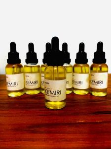 MERE – Minyak Kemiri Original Penumbuh Rambut Rontok Dan Rambut Botak Terbaik