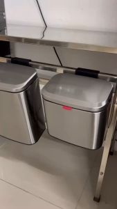 GVW Dustbin Kitchen Hanging Trash Bin Wall Mounted Kitchen Rubbish Bin Bathroom Cabinet Tong Sampah Sangkut