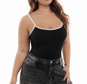 NICA - Sleeveless Top Plus Size Spaghetty Top Plus Size with Lining
