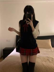 ชุดนักเรียน JK ฤดูใบไม้ร่วง/ฤดูหนาว คอกลม แขนกุด เสื้อกั๊ก สำหรับผู้หญิง สไตล์วิทยาลัยญี่ปุ่น เสื้อสเวตเตอร์ถัก ชุดเสื้อผ้าทำงาน