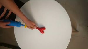 Yumi หัวปั๊มกดซอสหอยนางรม ปั๊มกดถ่ายน้ำมันเครื่อง ปั้มครีม ซอสหอยนางรมกดปั๊มปาก อุปกรณ์ครัว Oyster Sauce Press