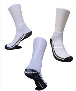 Paket 3 Pasang Kaos Kaki Olahraga Pendek Polos Sport Pria Wanita Dewasa Bahan Katun PE Lembut