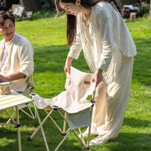 LINSI | Portable Folding Table and Kermit Chair