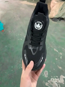 Rubber Shoes for Men Soft Bottom Running Sport Shoes Jogging Black Shoes for School Training Runner Sneakers Trainers Footwear Boy Athletic Casual Breathable