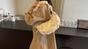 Tas Wanita Modern: Tas Shoulder Bag, Sling Bag Korea & Selempang Bahu