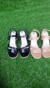 Giày Sandal nữ cao gót 8cm thời trang TRường Hả da bóng màu đen đế PU nhẹ SD146Đ