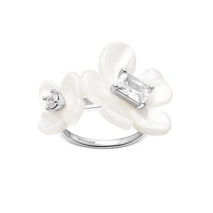 HEFANG Jewelry | Nhẫn Hoa Freesia Sang Trọng và Tinh Tế