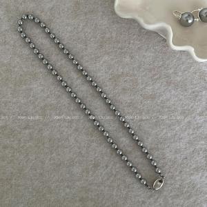 สร้อยคอโซ่เสื้อกันหนาวยาวประดับมุกสีเทา เครื่องประดับแฟชั่นฤดูใบไม้ร่วง/ฤดูหนาว เครื่องประดับสำหรับผู้หญิง สไตล์ไฮเอนด์ เครื่องประดับโซ่คอ