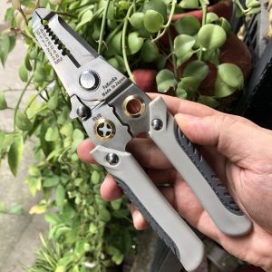 Kìm cắt tuốt dây điện 9 chức năng