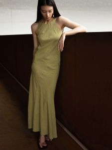 ชุดเดรสแขนกุดผ้าซาตินอะซิเตท ทรงเอเข้ารูป ทรงเข้ารูป สไตล์ฤดูร้อน 2024 สำหรับผู้หญิงวัย 25-29 ปี