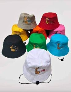 TOPI BUCKET HAT ANAK LAKI LAKI ANAK PEREMPUAN BORDIR GOOD LUCK BAHAN DRILL D LENGKAPI TALI SAMA STOPERNYA
