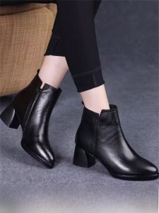 SHIPAILUO | Spring New Womens Martin Boots Thick Heel Genuine Leather Short Boots Fashionable Mom Boots Casual Pure Color Sharp Pointed Toe