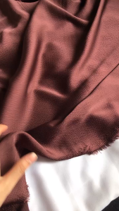 vải Lụa Gân Màu Nâu Mềm Rũ Ít Nhăn Khổ 1m5 - Đàn Hồi 2 Chiều - May Đầm