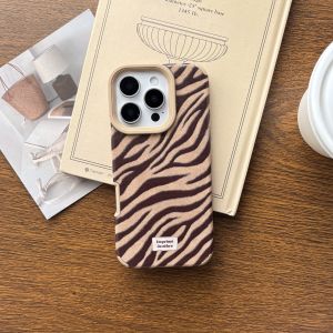 Retro Brown Faux Leather Zebra Stripes Water Ripples Matte Texture Phone Case Suitable for iPhone 13 14 15 16 17 Pro Max 17 Air