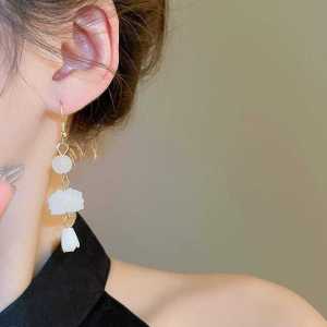 ต่างหูรูปถั่วเหลืองสไตล์จีนใหม่ ดีไซน์เรียบง่าย หรูหรา สำหรับผู้หญิง ต่างหูแบบตกแต่งสำหรับชุดกี่เพ้าฮันฟู ต่างหูแบบห้อย