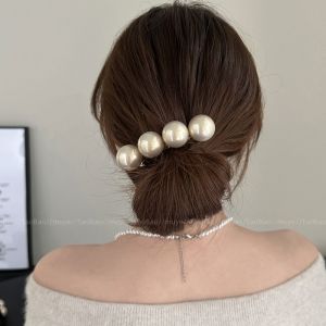 Elegant Large Pearl Hair Clip Womens Stylish New Back of Head High End Twist Clip Fashionable Hair Accessories