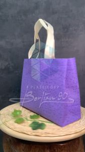 (12 PCS) TAS KAIN GOODIE BAG 22X27X10 CM . TAS KAIN SPUNBOND . TAS HAJATAN . TAS SOUVENIR .