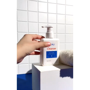 Face Wash Niacinamide Pembersih Wajah dengan 5X Sodium Hyaluronate untuk Kulit Cerah & Lembap VP083