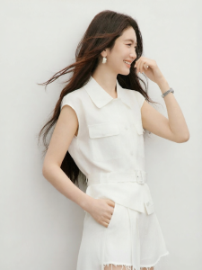 HOPESHOW | Stylish Utility Belted Off-Shoulder Flap Collar Short Top