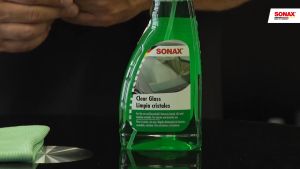 Chai xịt rửa kính gương đèn xe siêu sạch Sonax 338241 500ml - Rửa sạch vết bẩn dầu mỡ khôi phục lại độ trong suốt của kính - Dmall247