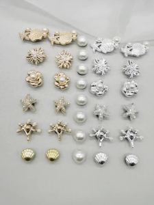 16PCS Ocean Theme Seaweed Flower Shoe Charms DIY Decorations Bling Starfish Clog Shoes Buckles Accessories Shell Shoe Clip Decor