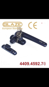 Tay gạt cửa sổ 459 không chân có khóa bên phải - Màu đen