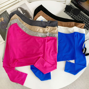 เสื้อยืดแขนยาวเปิดไหล่คอเฉียงเซ็กซี่สำหรับผู้หญิง ทรงเข้ารูป ทรงสั้น เสื้อชั้นในฤดูใบไม้ร่วง แฟชั่นใหม่ Pure Desire