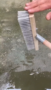 20/30CM Stainless Steel Wire Brush With Wood Handle Indoor Outdoor Floor Scrub Brush Heavy Duty For Bristle Iron Pool Garage Patio Garden Moss Cleaning#TB06