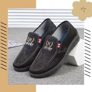 New LHshoess สินค้า มาใหม่ พร้อมส่งทั่วไทย รองเท้าแบบสวมสไตล์เกาหลีสุดเท่ มาพร้อมสีพื้นๆ ประหยัดระหว่างเดียนการกดคลิก 2 สี ดีไซน์สวยคล้ายรองเท้านักเรียนเกาหลี รีบเป็นเจ้าของกันได้แล้ว