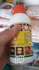Green Tonik / Omega 9 Pupuk Booster Khusus Buat Tanaman Bunga Anggrek 250 ml