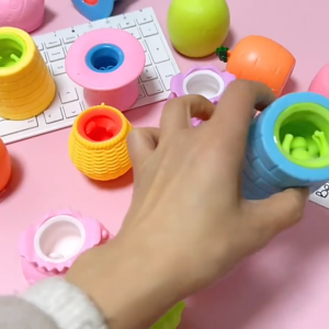 MAINAN SQUISHY PENCETAN BISA KELUAR HEWAN LUCU KAWAII  / MAINAN SQUISHY KAWAII