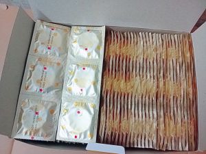 Hộp 144 cái bao cao su gia đình vrt mỏng