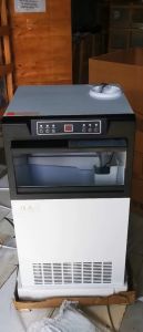 Máy làm đá viên 120kg/24h công suất 300w- Bảo hành 1 năm