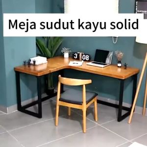 Meja Kerja & Meja Gaming: Serat Karbon & Desain Unik