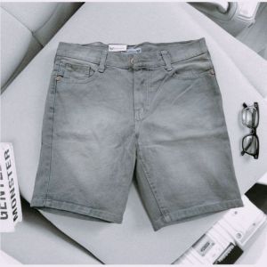 Celana pendek jeans pria dewasa