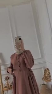 UMMA Fashion - Cika Maxy Dress Bahan Crinkle Airflow Baju Gamis Wanita Terbaru 2024 Remaja Masa Kini Lengan Panjang Kancing Depan Saku Samping Polos Simpel Kasual Elegan Mewah Long Dress Kekinian Hijab Pengajian Kondangan Jumbo Model Sekarang Terlaris