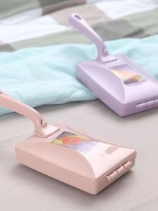 แปรงทำความสะอาดเตียงแบบล้อคู่พร้อมจักรกล แปรงดูดฝุ่นสำหรับใช้ในบ้าน แปรงดูดฝุ่นสำหรับพรม แปรงดูดฝุ่นแบบอเนกประสงค์สำหรับเสื้อผ้า