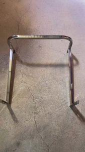 Giá inox cho máy lọc nước giá đỡ máy lọc nước kệ kê chân để máy lọc nước chân quỳ inox