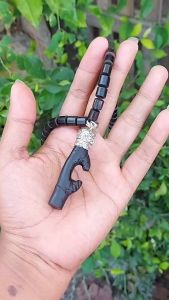 Tasbih Kalung Liontin Kayu Galih Kelor Hitam Serat 07mm Isi 100 Butir Muslim - Motif