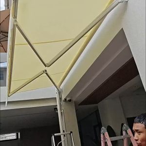 Aluminum Alloy Retractable Electric Awning with Cover Elegant Outdoor Patio Shade include motor