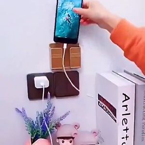 Holder Charger HP Remote TV AC Tempel Dinding Dengan Pengait