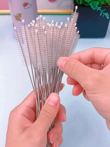 แปรงล้างหลอด ที่ล้างหลอด ชุดแปรงล้างหลอด ฟองน้ำล้างแก้ว แปรงอเนกประสงค์ แปรงล้างแก้วน้ำ แปรงล้างกระบอกน้ำ แปรงทำความสะอาดแก้วน้ำ คละสี มี 2 ไซส์ให้เลือก แถมแปรงล้างหลอด