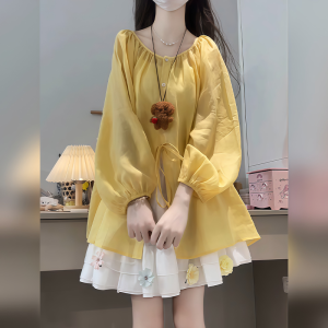 XIAOQIAOJIA | เสื้อเชิ้ตแขนยาวสีเหลืองสไตล์ฝรั่งเศสสำหรับผู้หญิงในช่วงฤดูร้อนปี 2025 เสื้อเชิ้ตแขนยาวทรงหลวมสไตล์ลำลองที่ไม่ซ้ำใคร