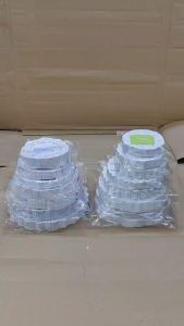 กระดาษดอลลี่ แพคละ 200 และ 250 ชิ้น กระดาษลายฉลุรองเค้ก รองขนมต่างๆ คละลาย คุณภาพดี