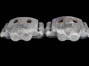 คาลิปเปอร์เบรก (คู่)ตัวสูง Ford/Mazda ปี12-20 แท้ถอด มือสอง (กรุณาตรวจสอบสินค้าไห้ดี ถ้าใม่แน่ใจให้แชทถามทางร้านก่อนสั่งสินค้า ทางร้านจะไม่รับคืนสินค้าในกรณี ไม่พอใจสินค้า หรือ สั่งสินค้าผิด ทางร้านไม่มีนโยบายคืนเงิน นอกจากสินค้าทางร้านเสียหาย)