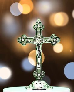 Salib Duduk Benediktus & Peralatan Ibadah Katolik