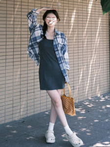 ชุดเดรสยาวคอวีแขนกุดผ้าฝ้ายผสมสำหรับฤดูใบไม้ผลิและฤดูใบไม้ร่วง ชุดเดรสยาวคอวีแขนกุดสไตล์ฝรั่งเศสสำหรับผู้หญิง